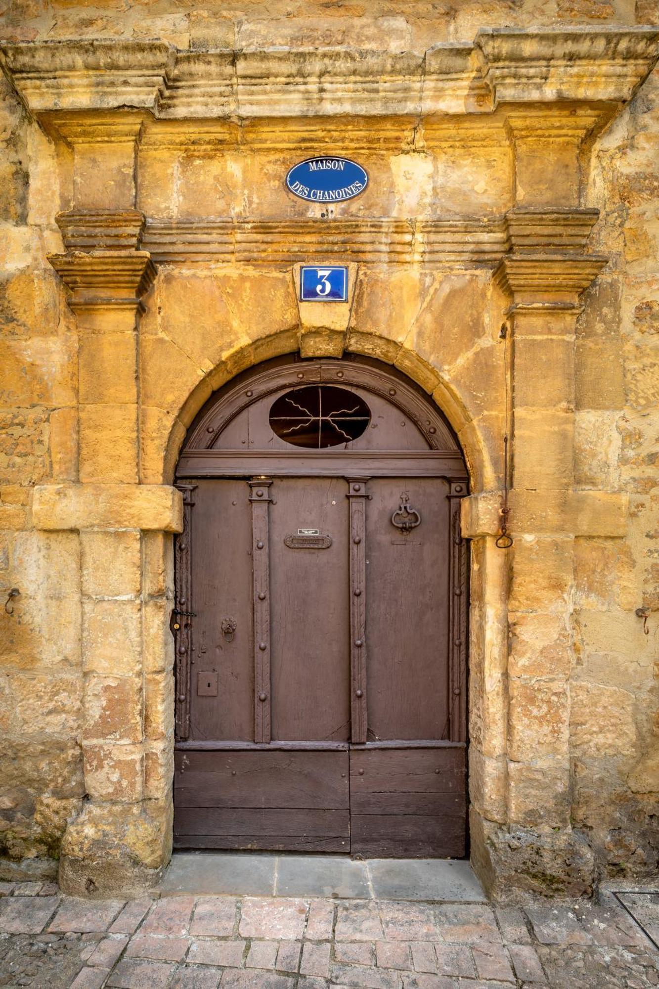 Holiday home Maison Des Chanoines Sarlat-la-Caneda